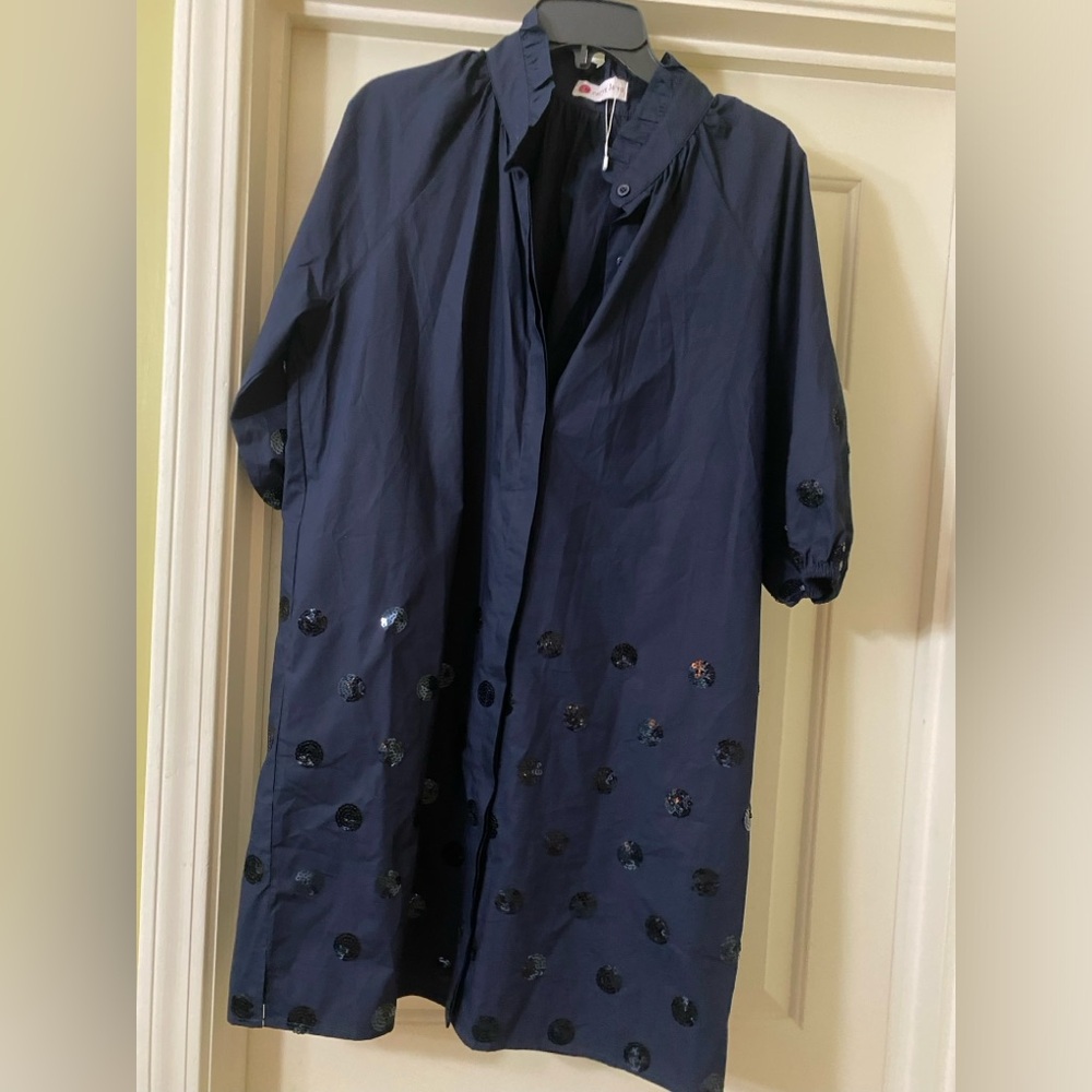 Cute navy shift dress!!